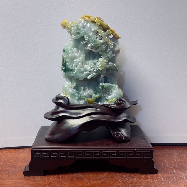 翡翠摆件未镶嵌翡翠