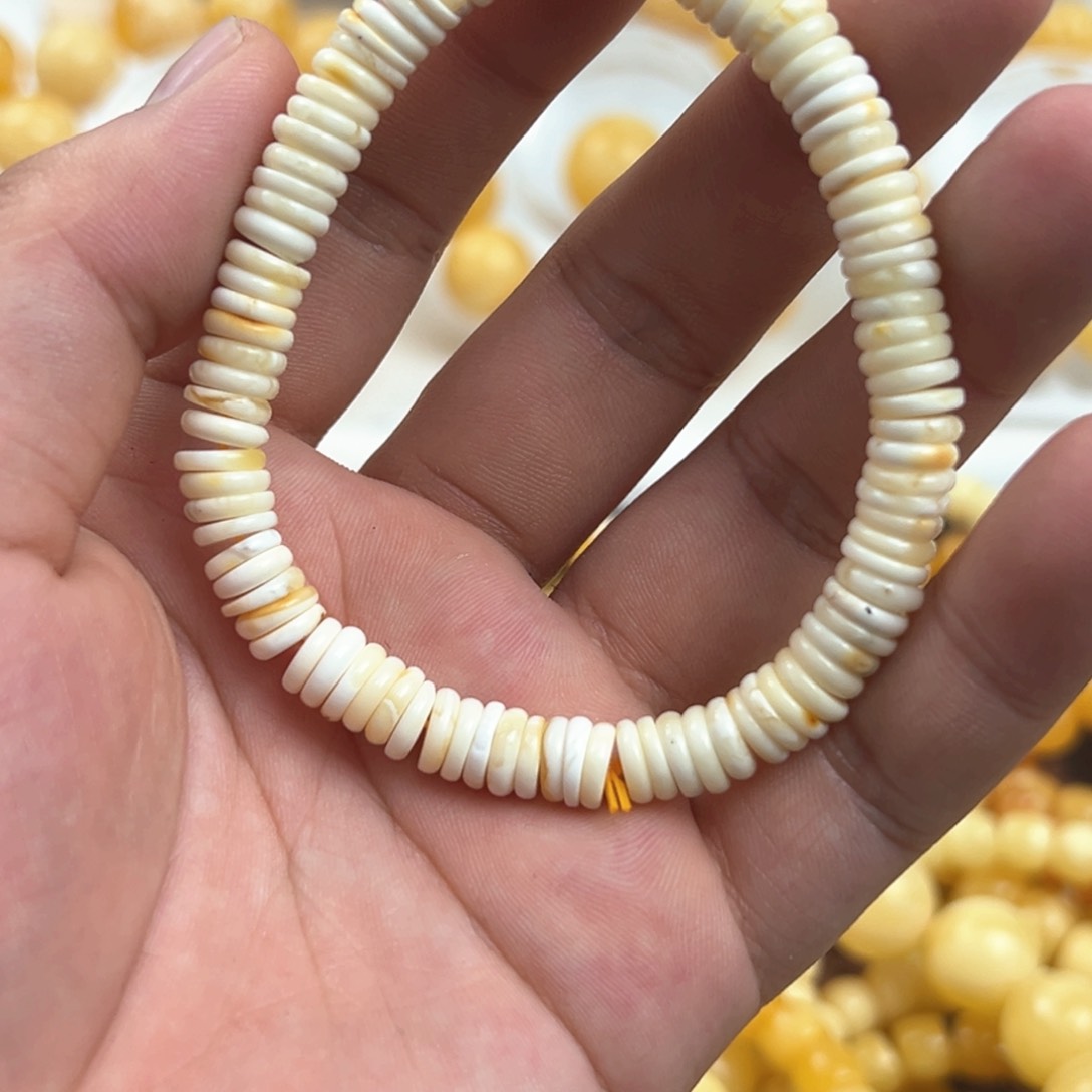 【闪购商品】手串琥珀未镶嵌