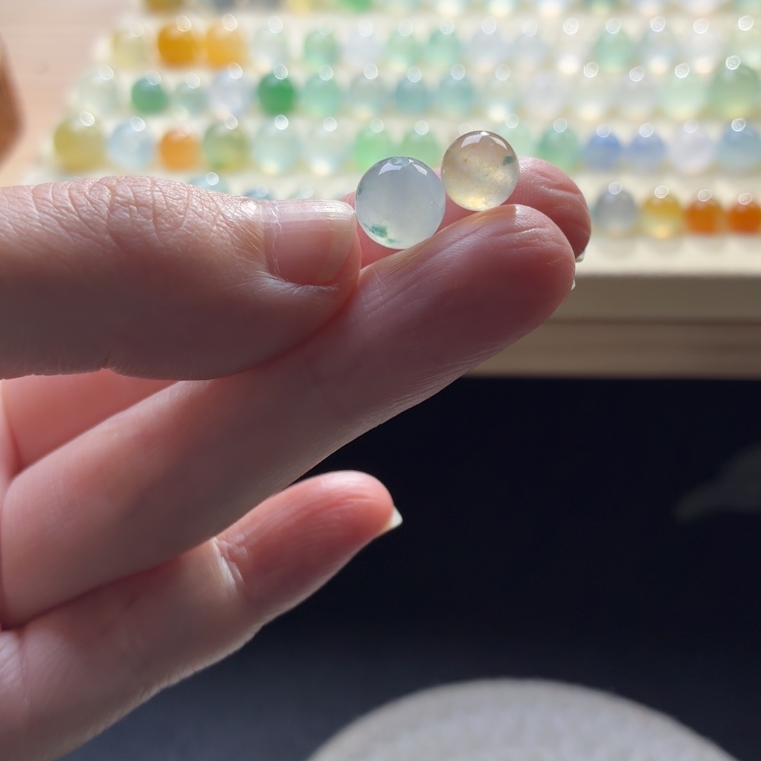 J***y翡翠散珠翡翠卡0222