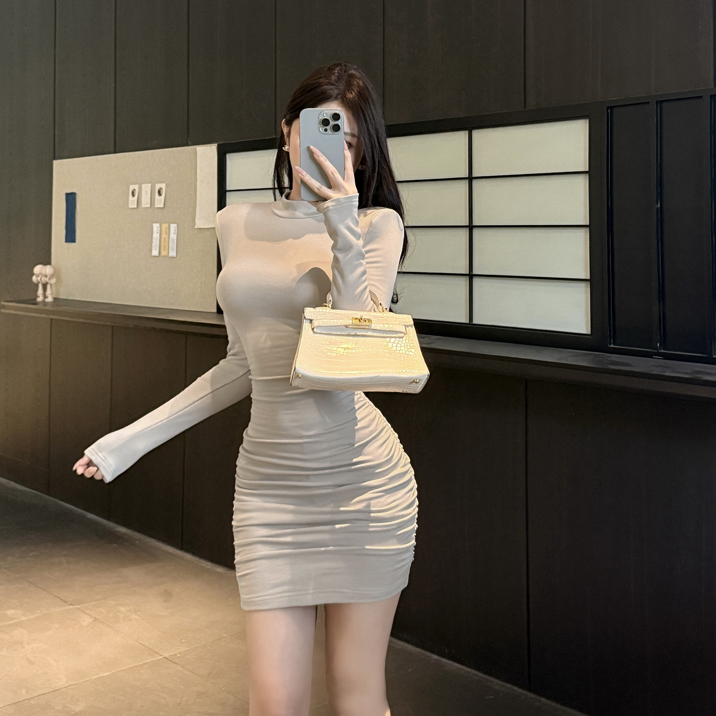 INSTUNNING纯欲辣妹半高领长袖连衣裙秋冬性感气质修身包臀打底裙