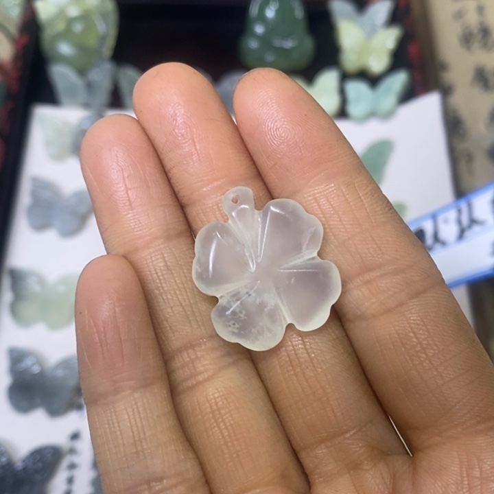 蛇纹石玉未镶嵌天然岫玉