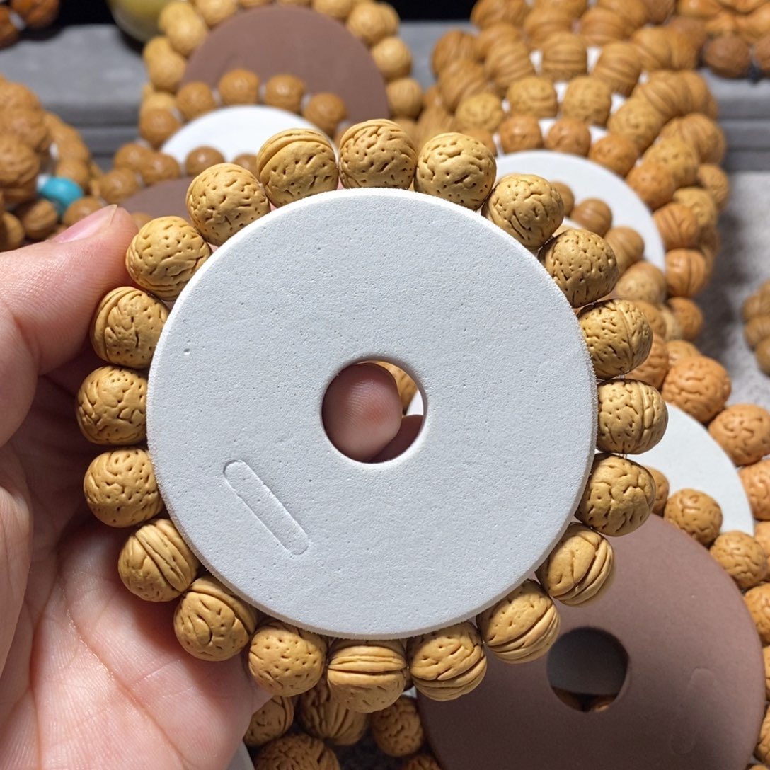 桃核手串生**？野生桃核手串