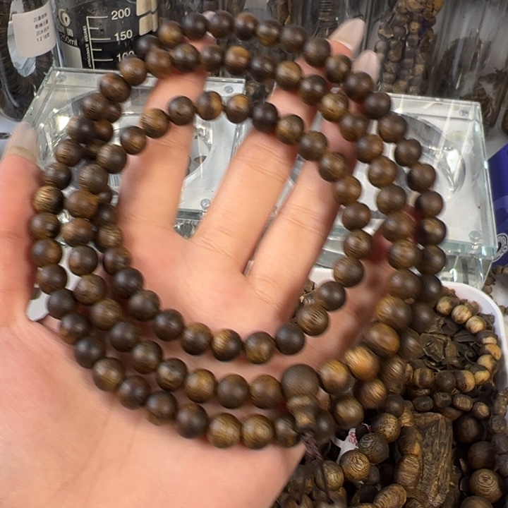 沉香手串专****…奇楠沉香多圈手串30克露河