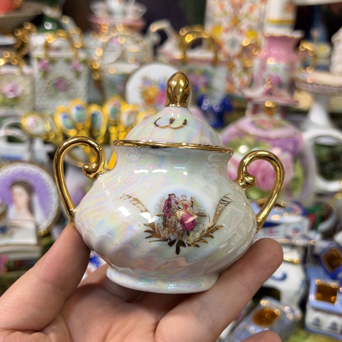 摆件鹿与海陶瓷家居用品有限公司