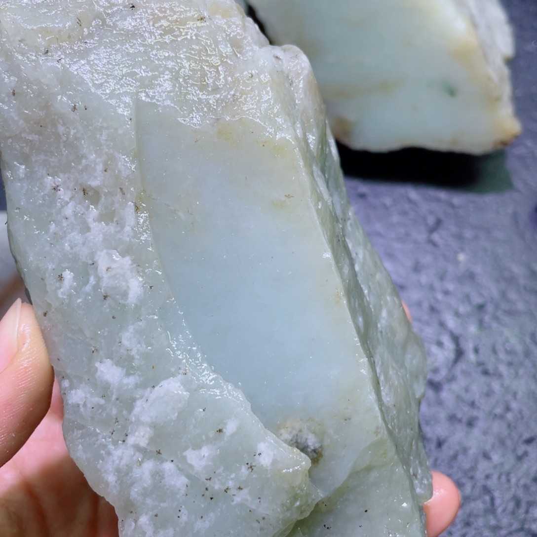 和田玉未镶嵌珠宝半成品