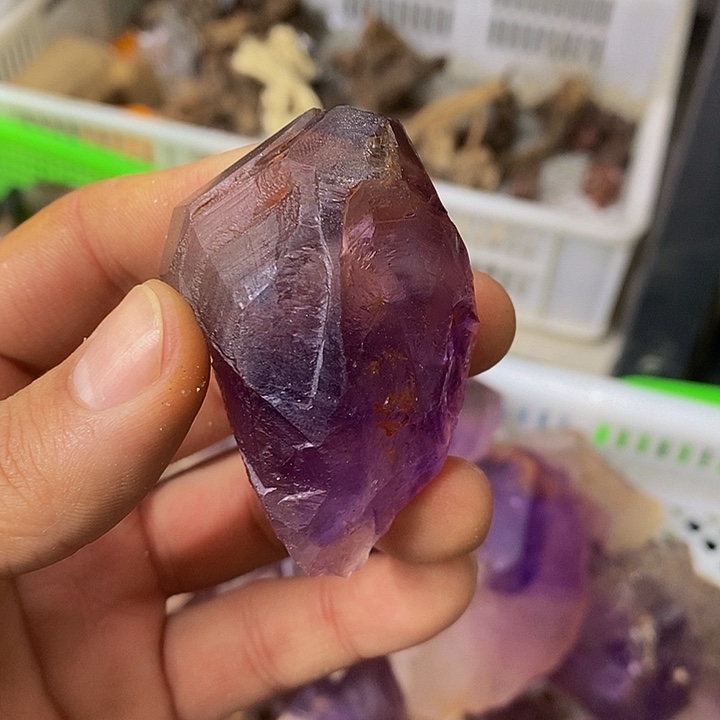艾***e珠宝半成品水晶未镶嵌