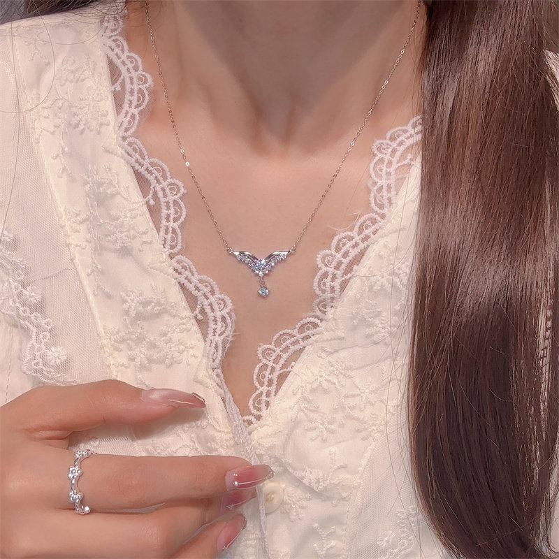 铜合金项链 梅姐饰品83 天使之翼水滴项链女轻奢小众高级感