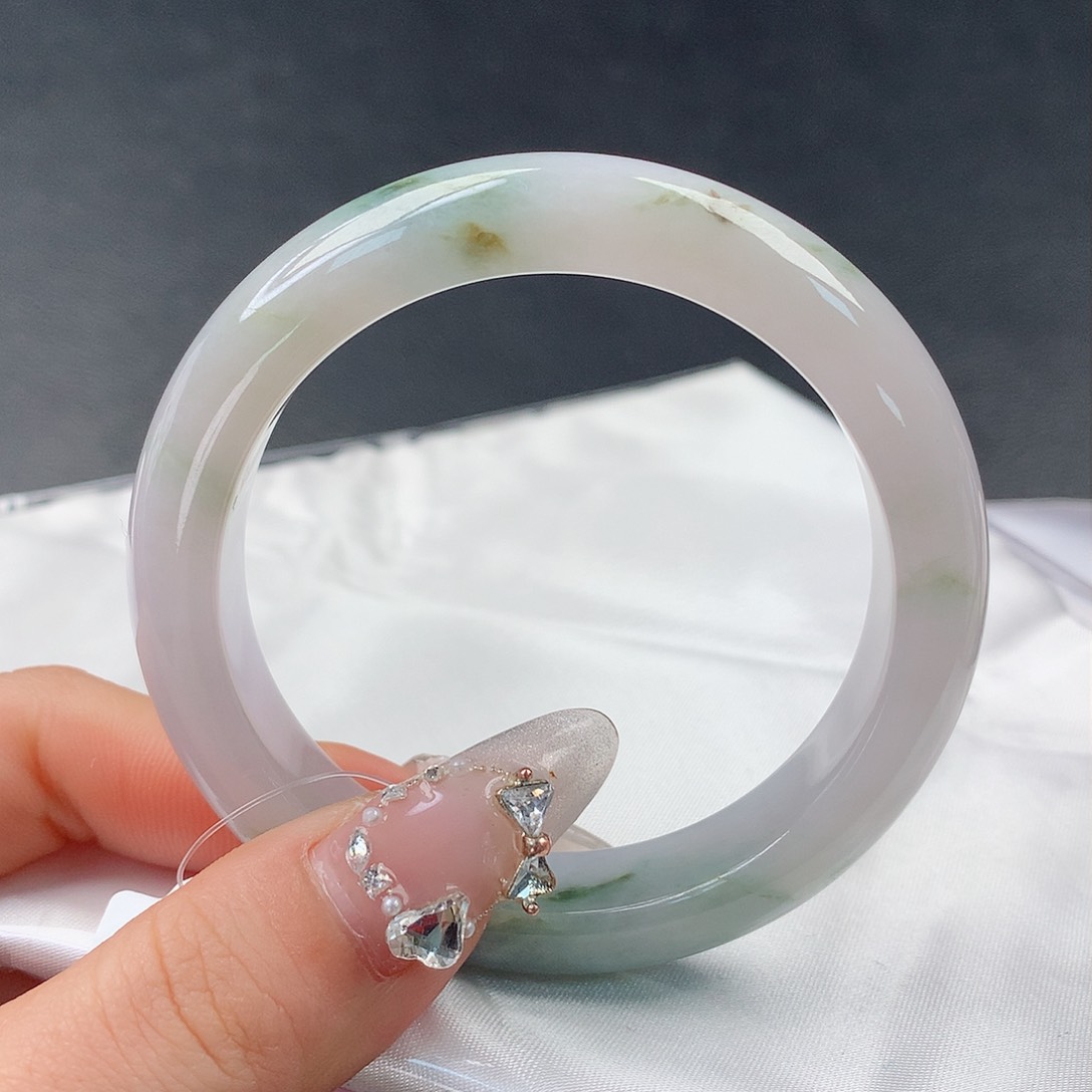 翡翠手镯未镶嵌52正52.6