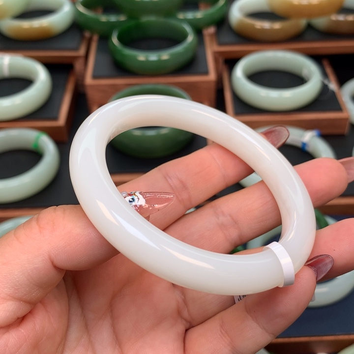 和田玉5960圈口未镶嵌