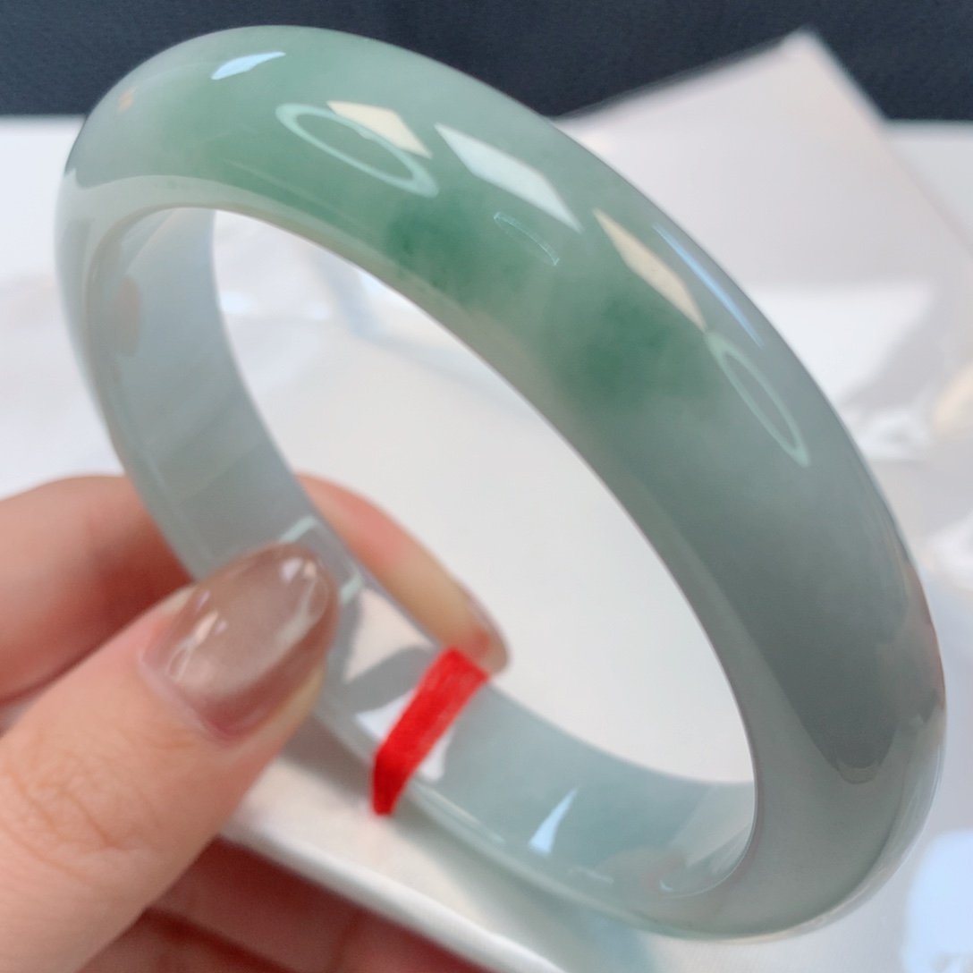 【闪购商品】翡翠手镯未镶嵌58+圈
