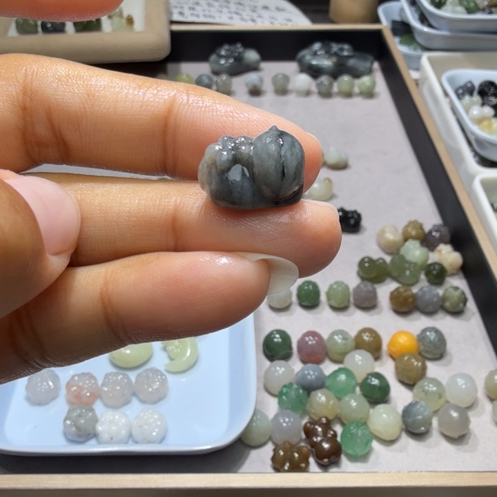 未镶嵌和田玉珠宝半成品