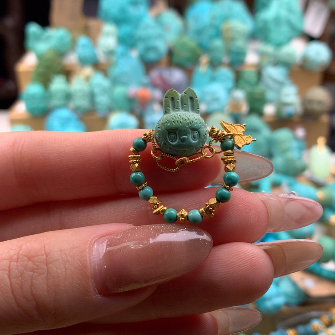 绿松石颈饰18K金镶嵌