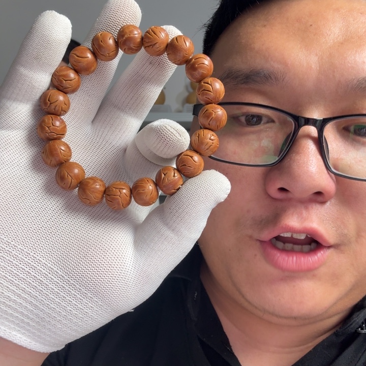 桃核手串龙纹桃核龙珠