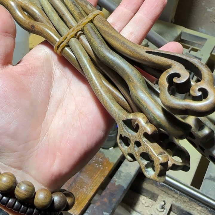 大果紫檀（缅甸花梨）绿檀发赞