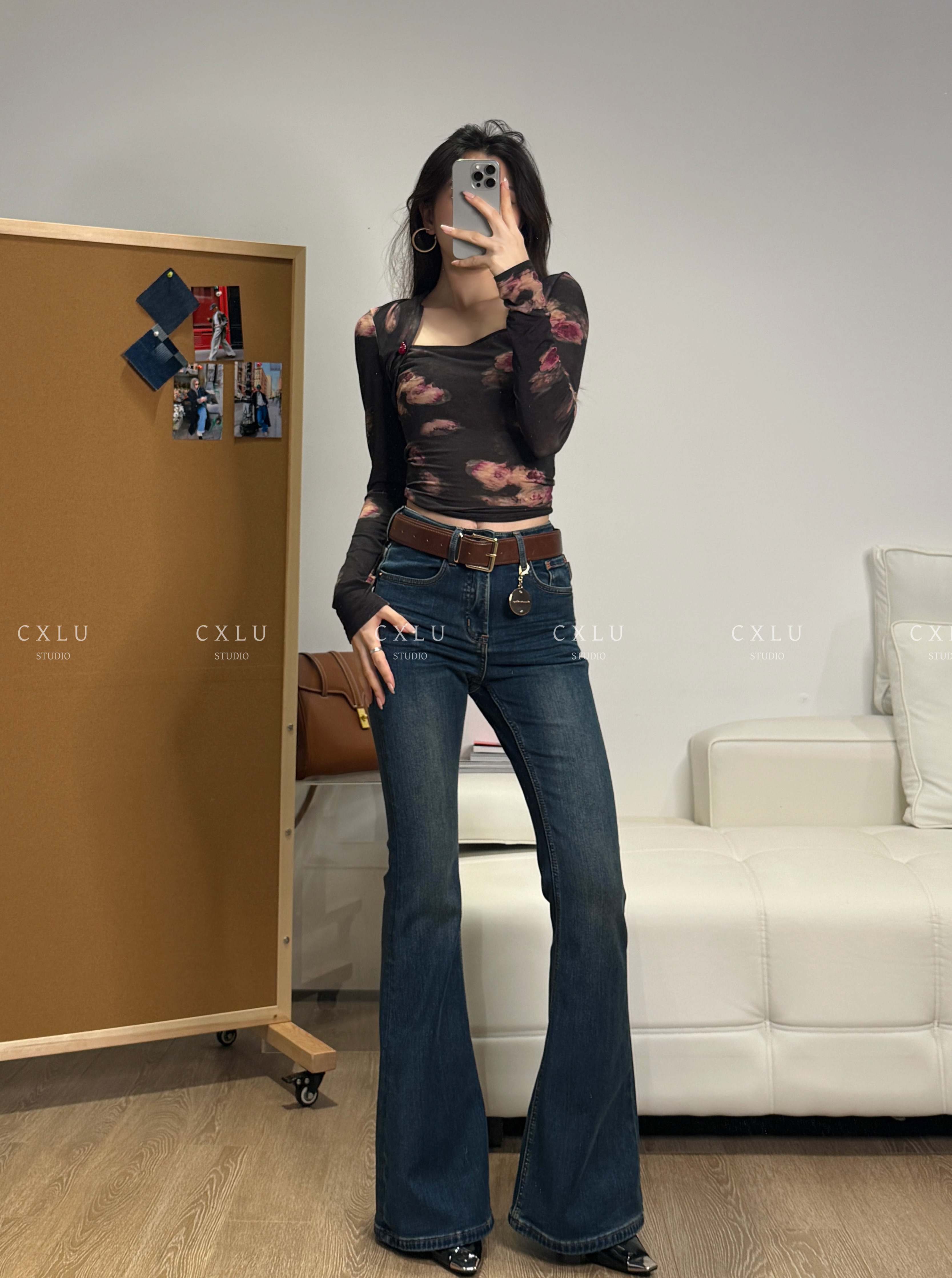 重工立体褶皱猫须工艺时尚复古蓝调高腰修身微喇含腰带牛仔裤2945