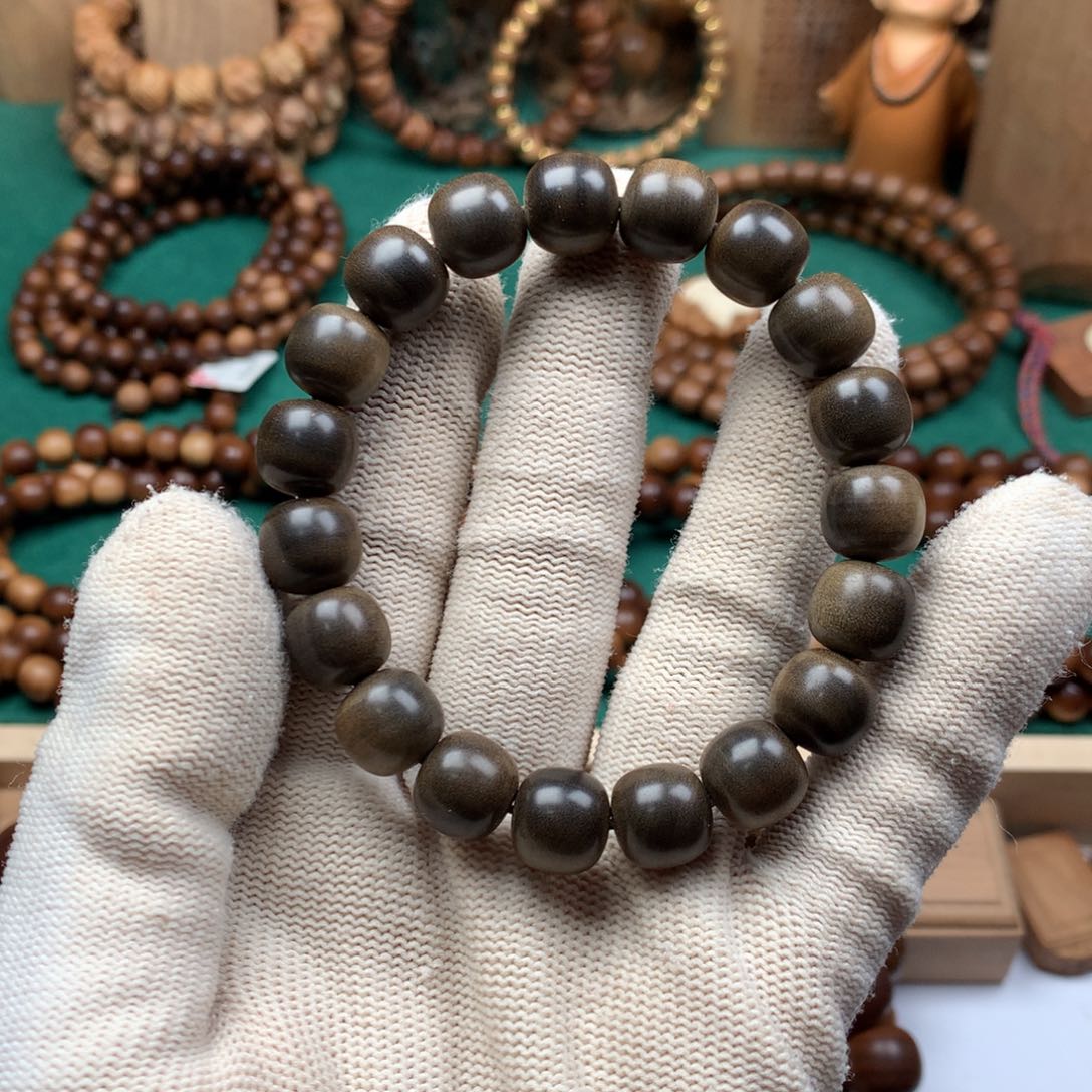 檀香木手串/手链放**绊老山檀香1.0*1.1阴沉