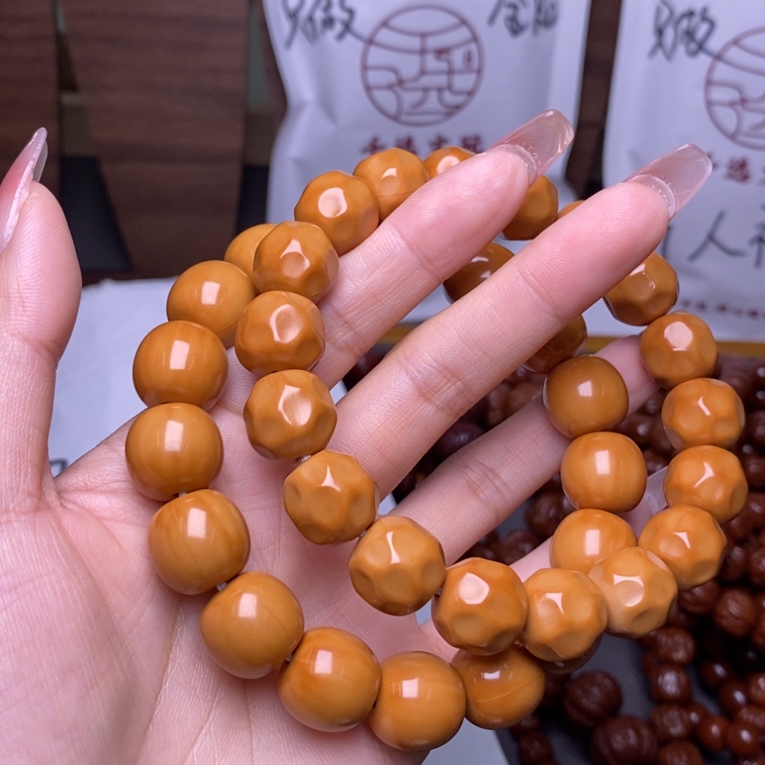 猴头核桃手串老型奶酪
