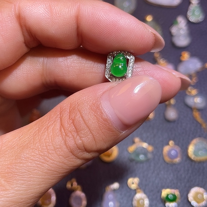 翡翠银S925镶嵌颈饰