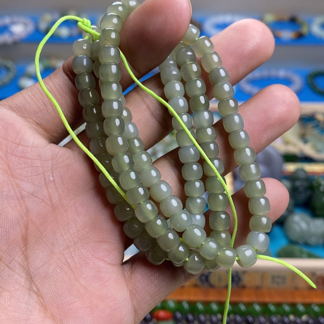 和田玉手串未镶嵌