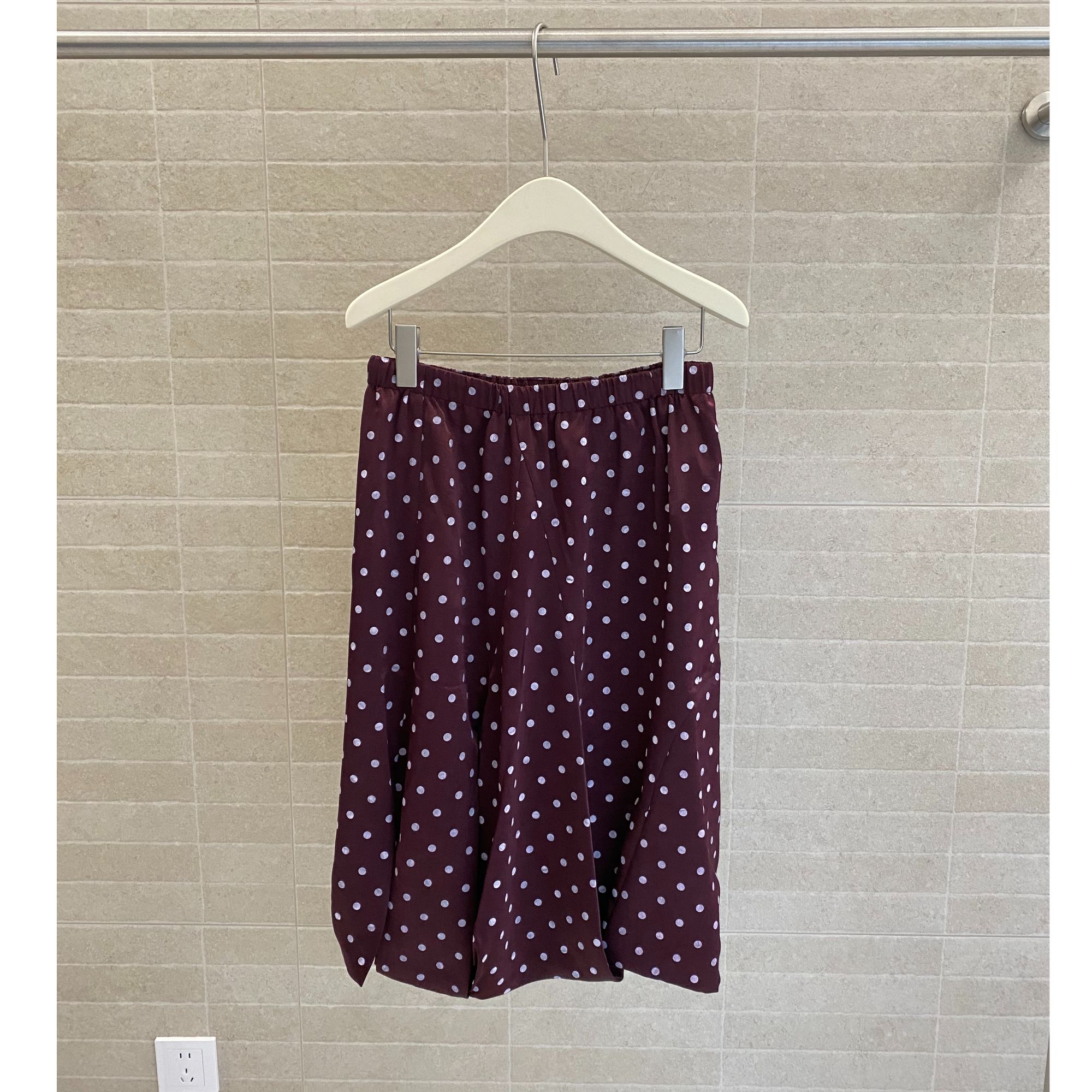 以十七 简约波点半裙26年早春Y610542——1680