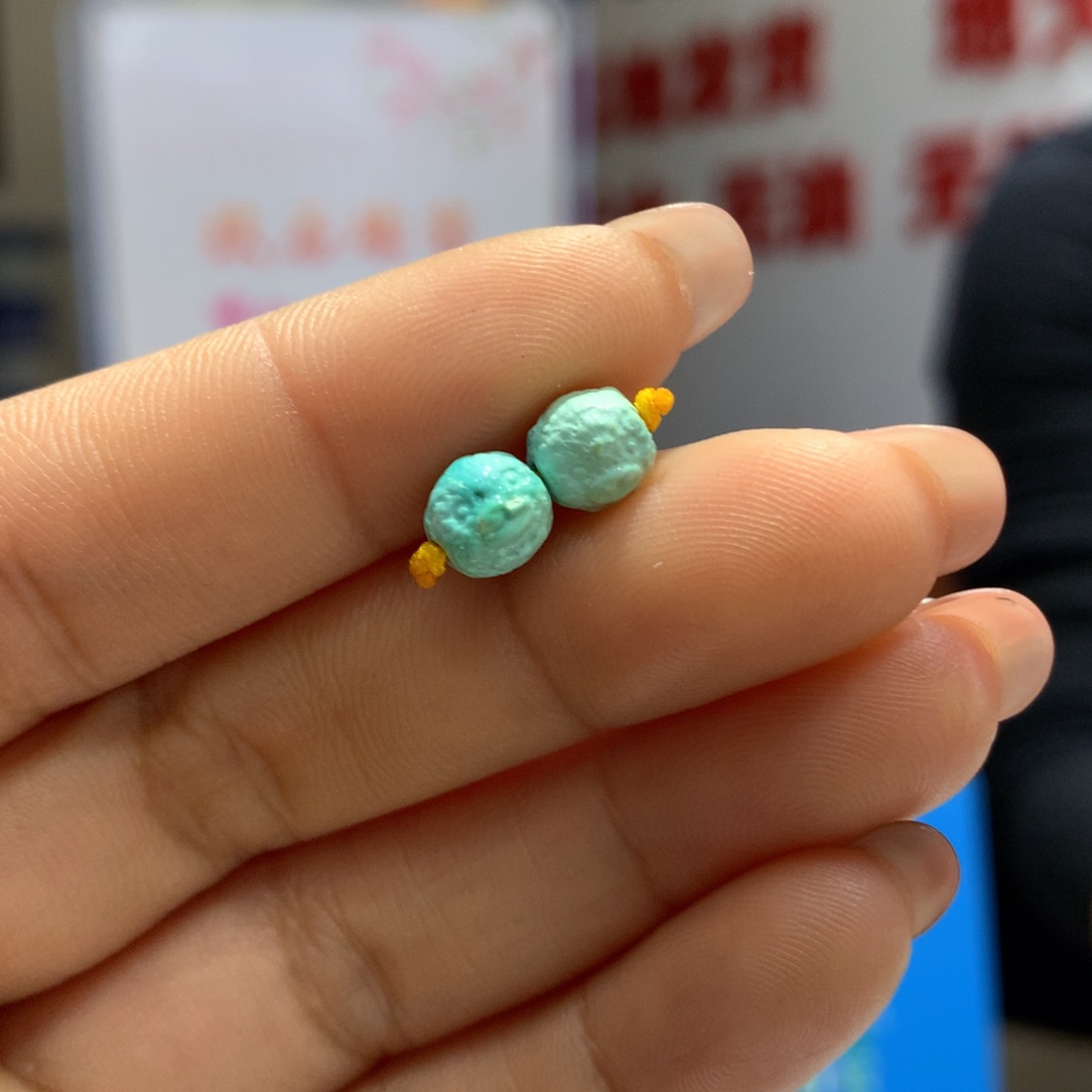绿松石配饰未镶嵌