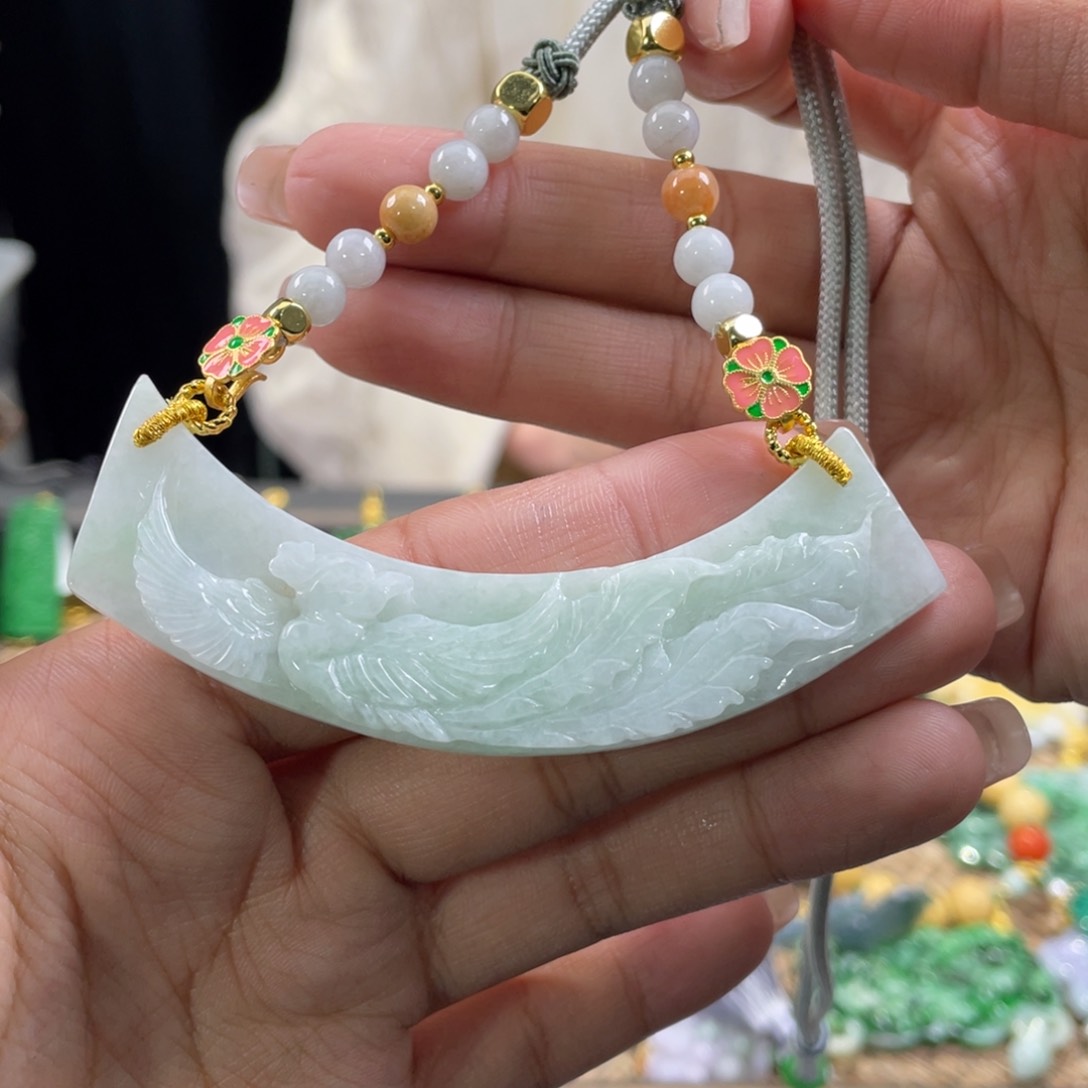 翡翠颈饰未镶嵌代编织