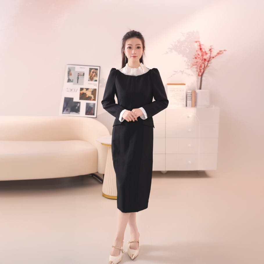 H117【歌】秋季专选经典黑白撞色闪耀珍珠连衣裙