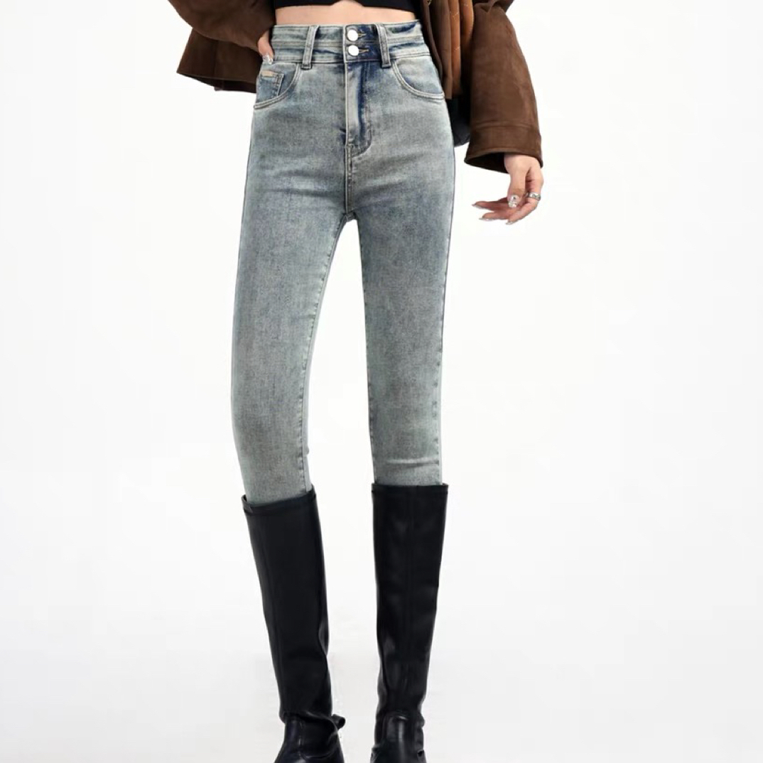 （品牌剪标，瑕疵慎拍，没有运费险）浅色加绒加厚弹力牛仔小脚裤