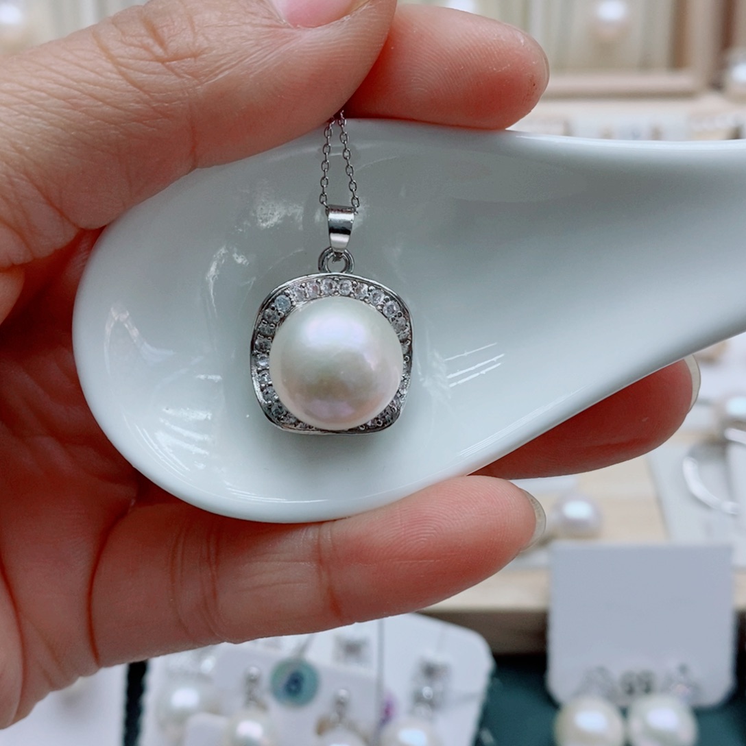 淡水珍珠银S925镶嵌颈饰