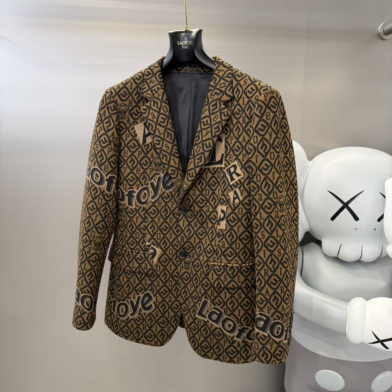 【VanJazny】QC高端男士时尚字母满花菱格纹西服F74623w056