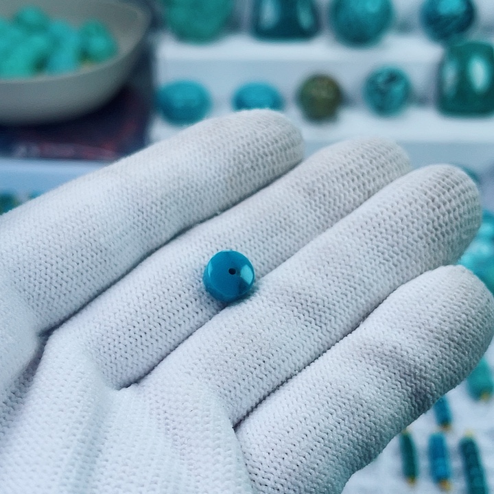 食***鼠未镶嵌绿松石珠宝奇石