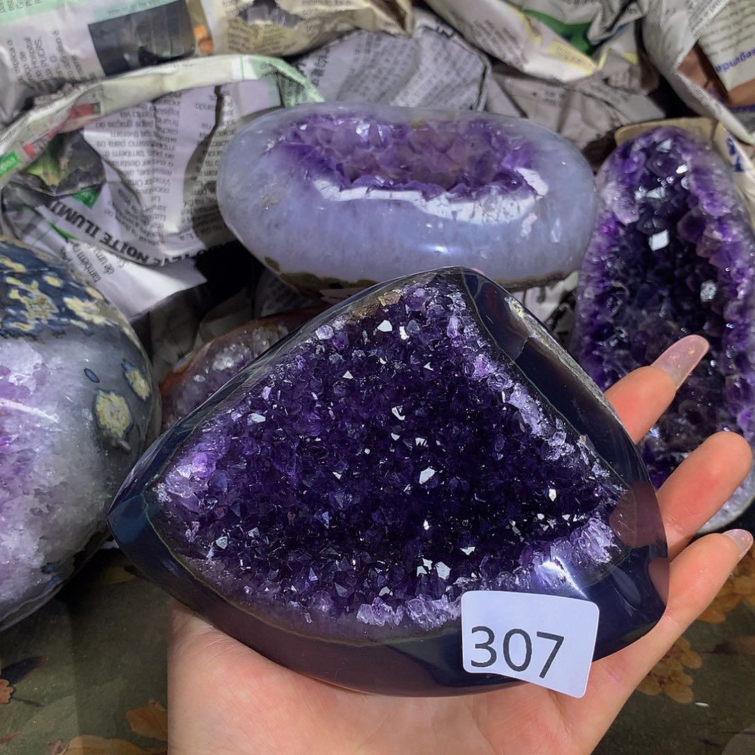 紫晶大型摆件（非配饰）未镶嵌
