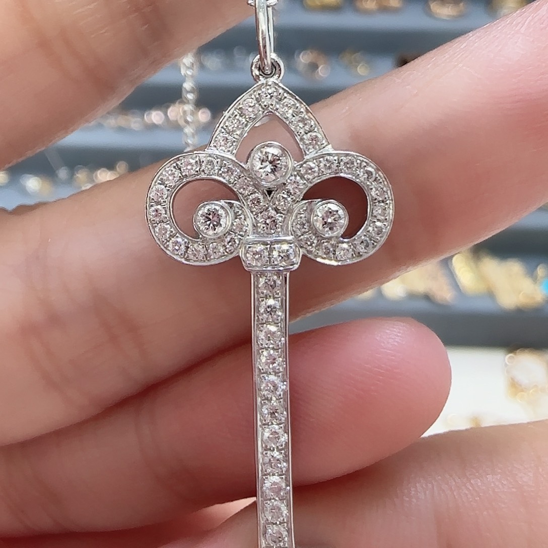 铂Pt950镶嵌套链天然钻石