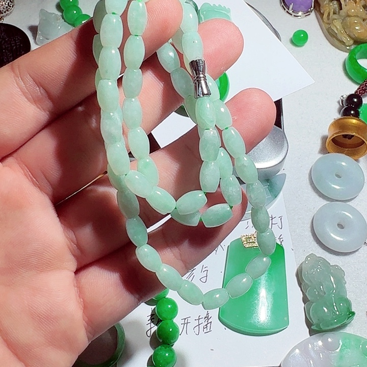 颈饰未镶嵌翡翠翡翠