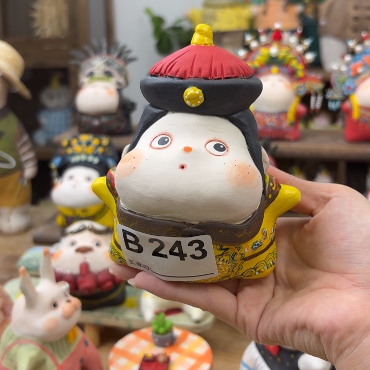 木***易摆件手捏陶艺摆件