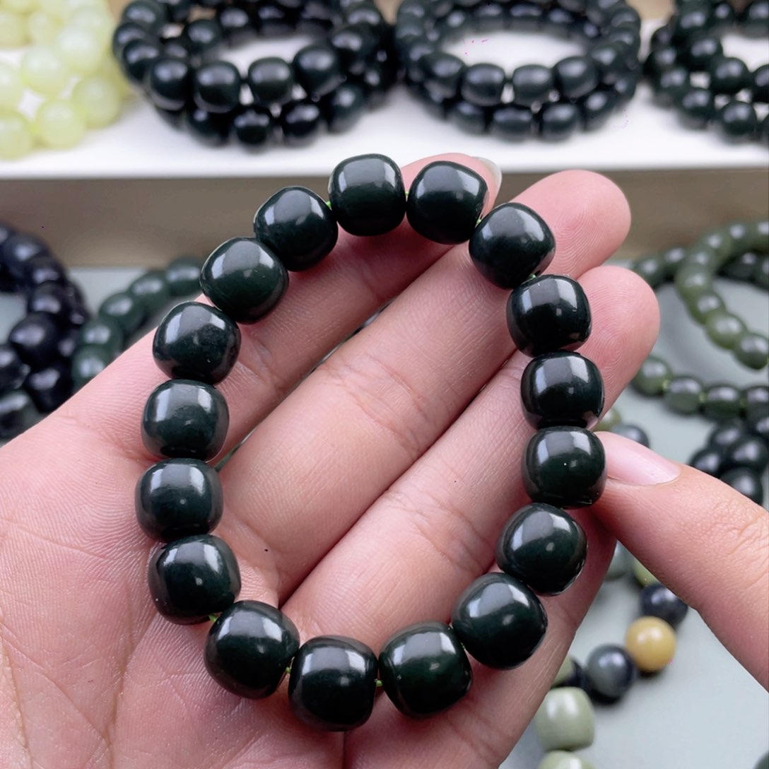 和田玉手串未镶嵌用****4