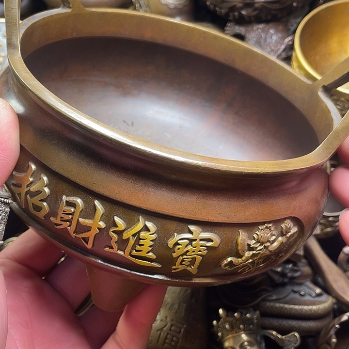陌***笑铜器摆件诚信经营