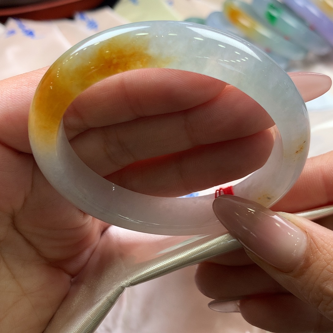 未镶嵌手镯翡翠56.1贵妃