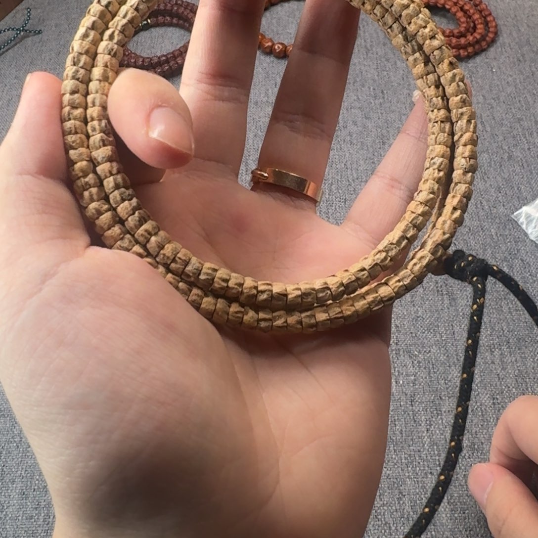 柏香籽/百香籽吊坠