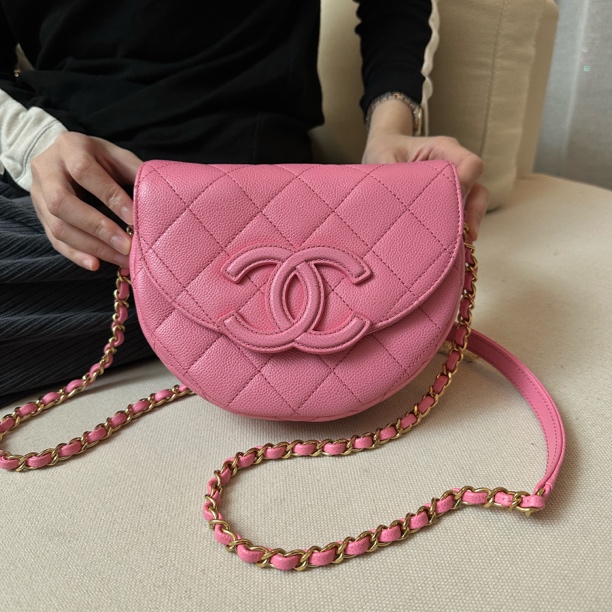 95新 Chanel/香奈儿 上海包展/大logo马鞍包/成色直播间为准