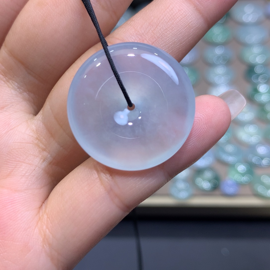 翡翠未镶嵌颈饰平安扣25.2*6.1