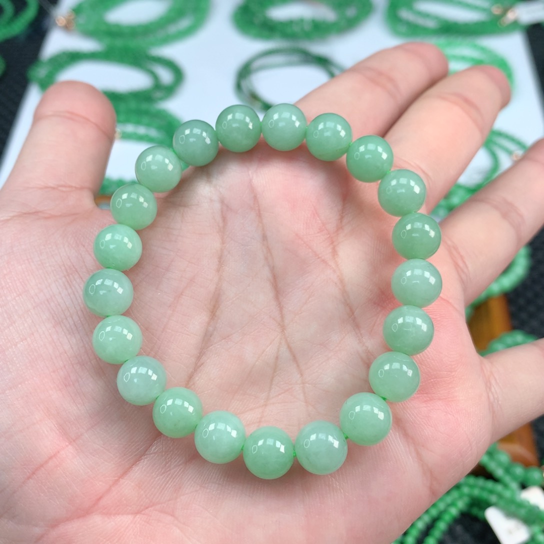 翡翠手链未镶嵌翡翠