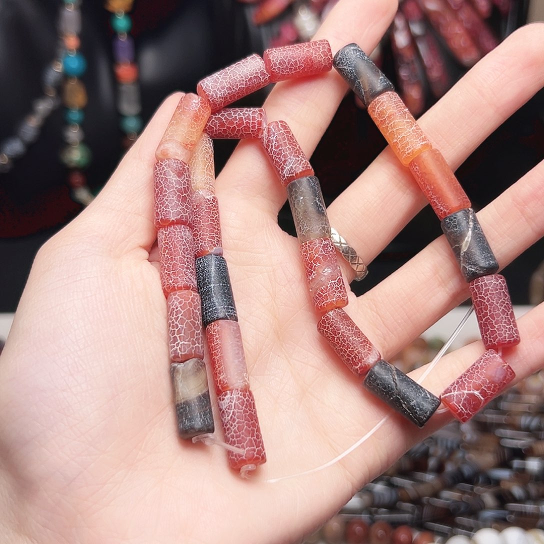 玛瑙/玉髓合金珠宝半成品x199。龙鳞纹玛瑙一条桶珠7mm