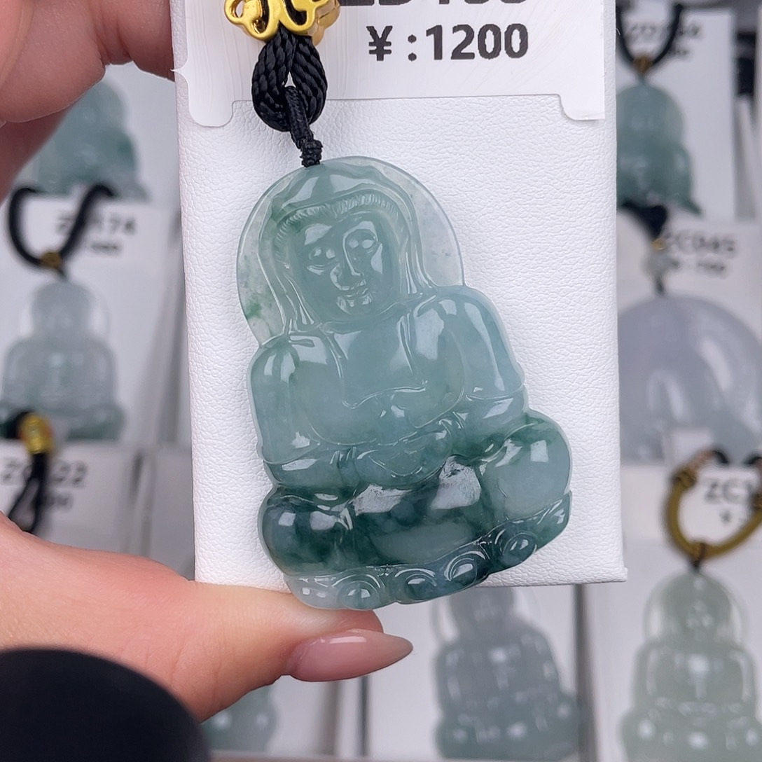 翡翠未镶嵌颈饰zd153