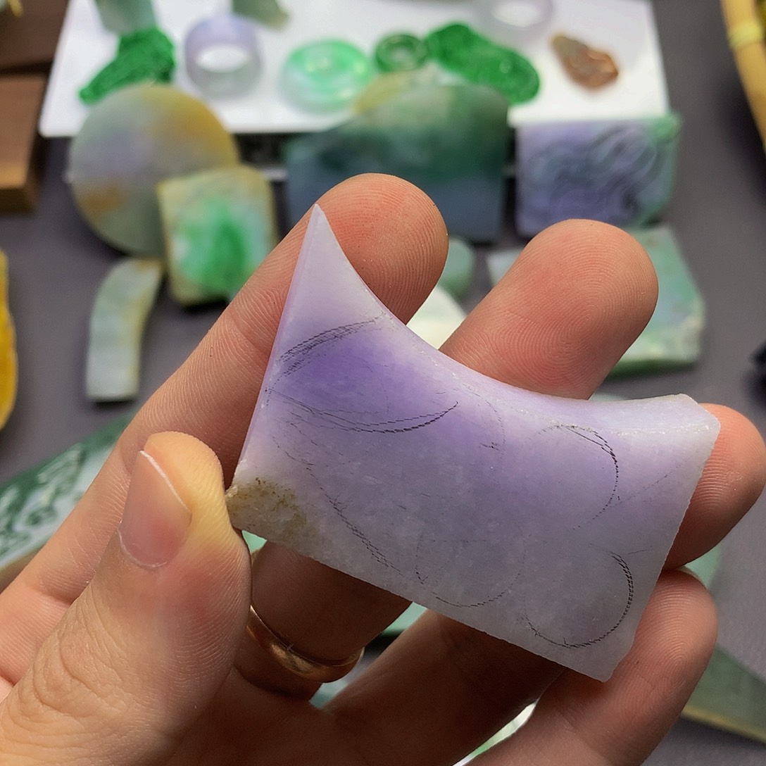 春***里未镶嵌挂件翡翠福利