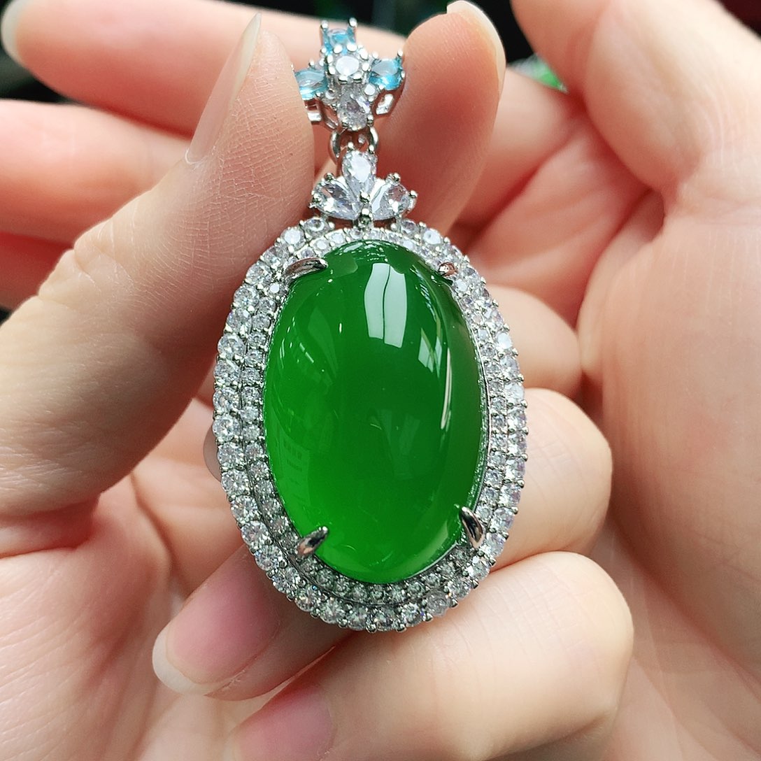 玛瑙/玉髓吊坠未镶嵌