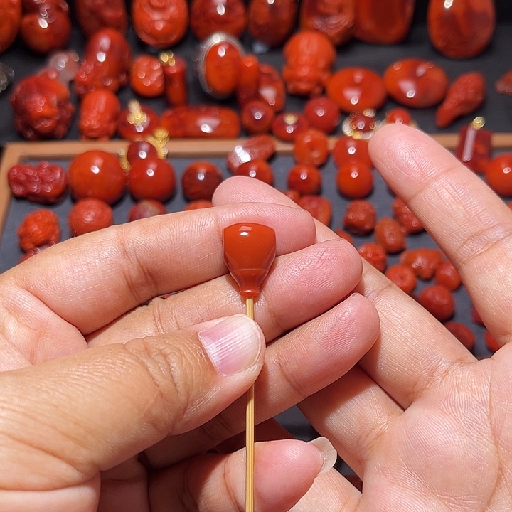 南红玛瑙未镶嵌配饰满色满肉奶嘴三通11.7mm