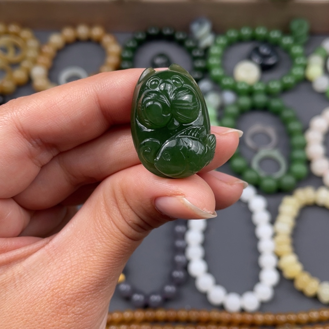 和田玉手串未镶嵌