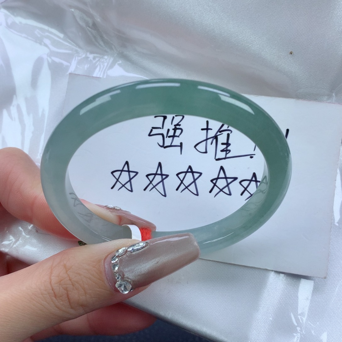 翡翠手镯未镶嵌53.6贵妃