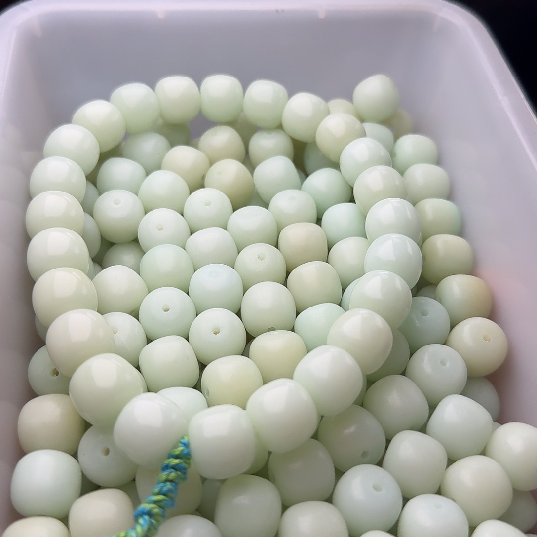 吊坠菩提根/象牙果50 颗冰蓝 14 桶